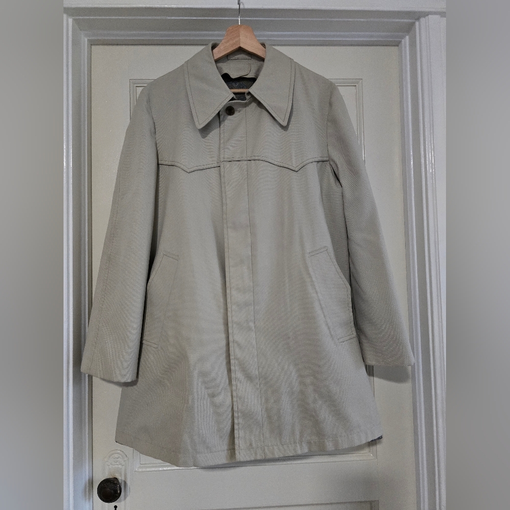 Vintage London Fog Men's Tan Trench Coat